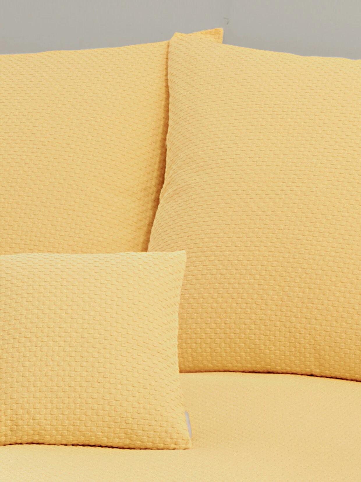 Pereira Da Cunha Tagesdecke In Pastellgelb 2 Pereira Da Cunha Tagesdecke In Pastellgelb – Bild 2