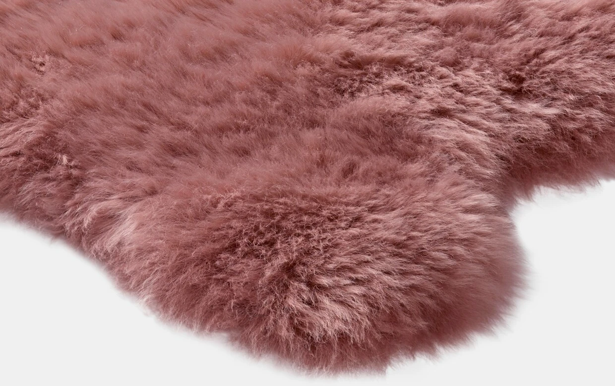 Heine Home Lammfell In Mauve 5 Heine Home Lammfell In Mauve – Bild 5